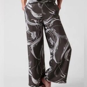 NWT Athleta Chic Black Gray Marbled Wide Leg Calm Cool Pants Women’s XS Lounge